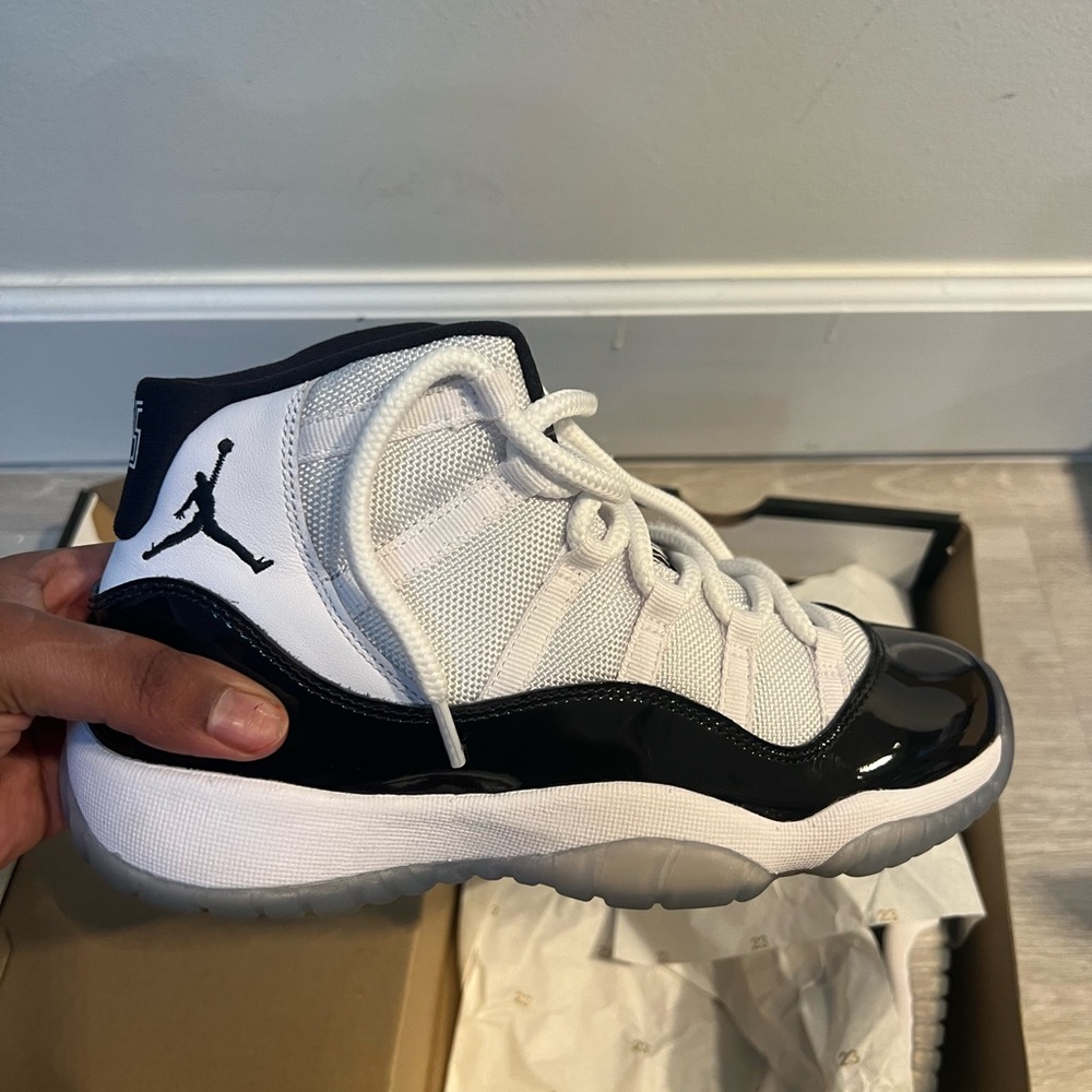 Jordan Retro 11 White Black Concord-Style Sneakers